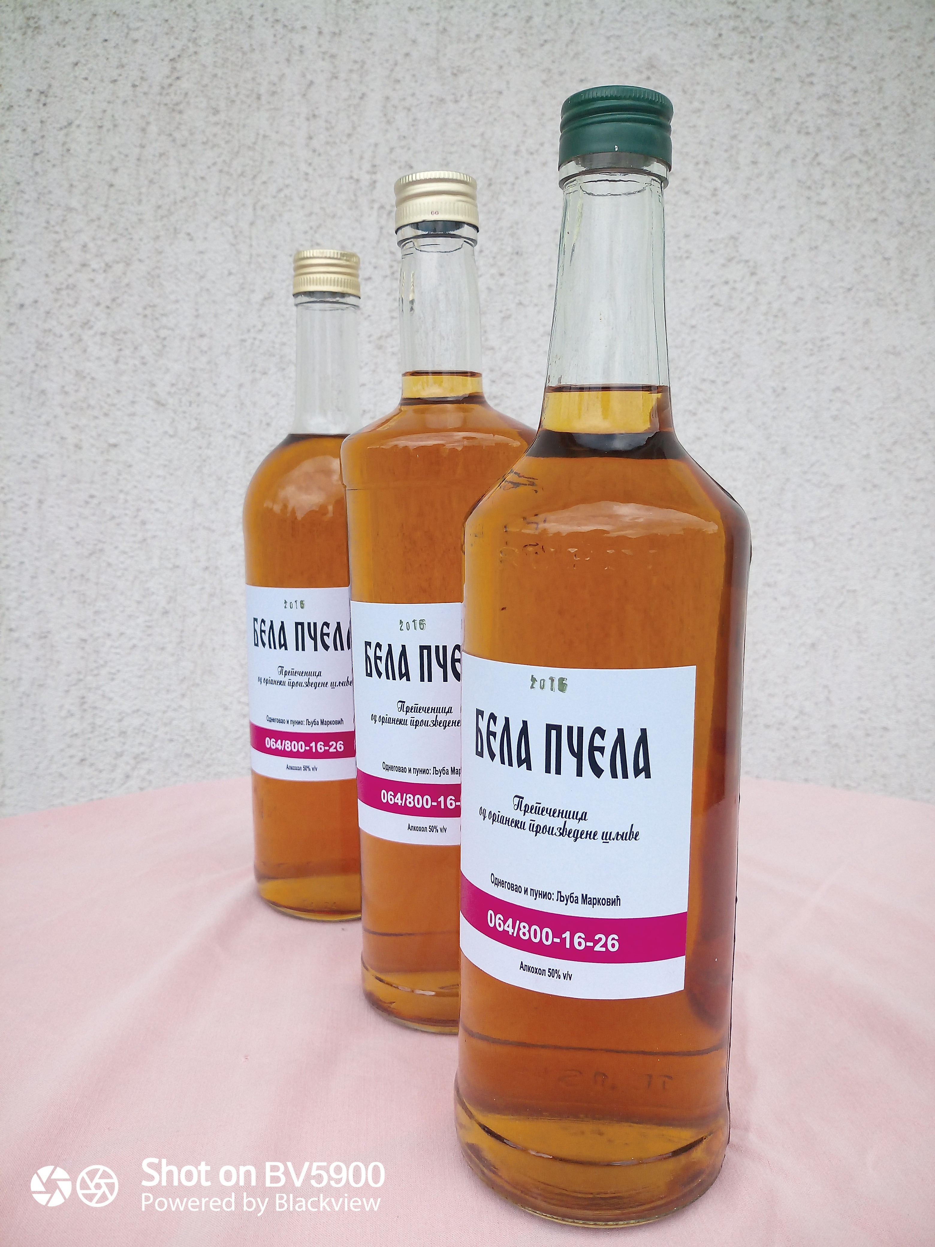 Organska Stara Rakija Bela Pčela iz 2016 god.